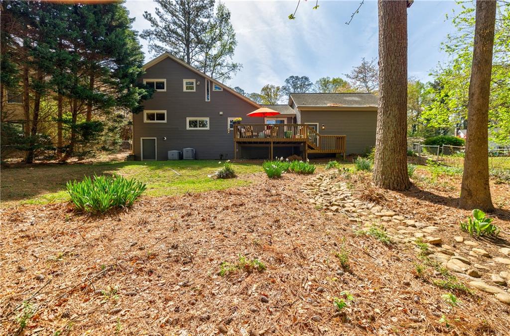 4183 Oak Crest Drive