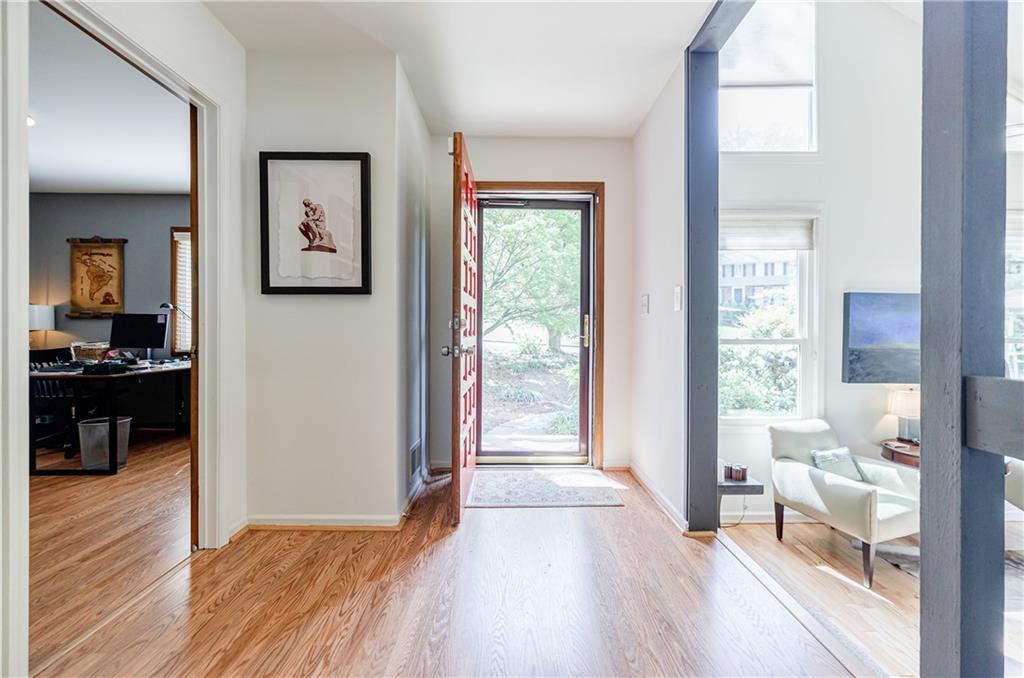 4183 Oak Crest Drive