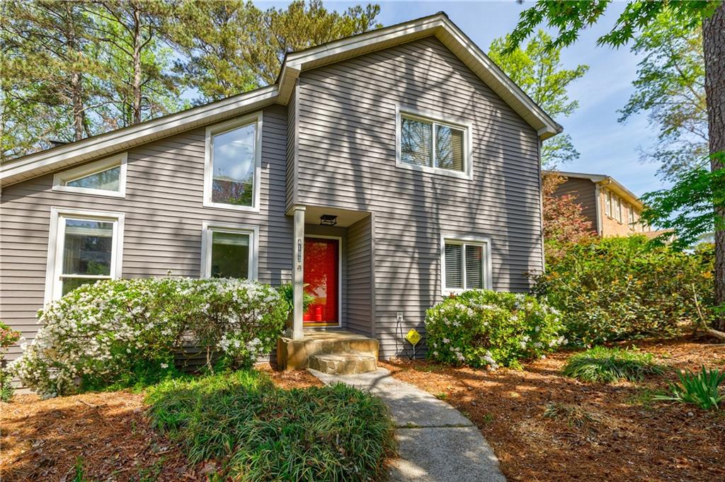 4183 Oak Crest Drive