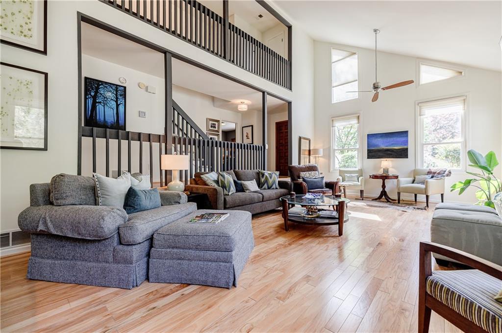 4183 Oak Crest Drive