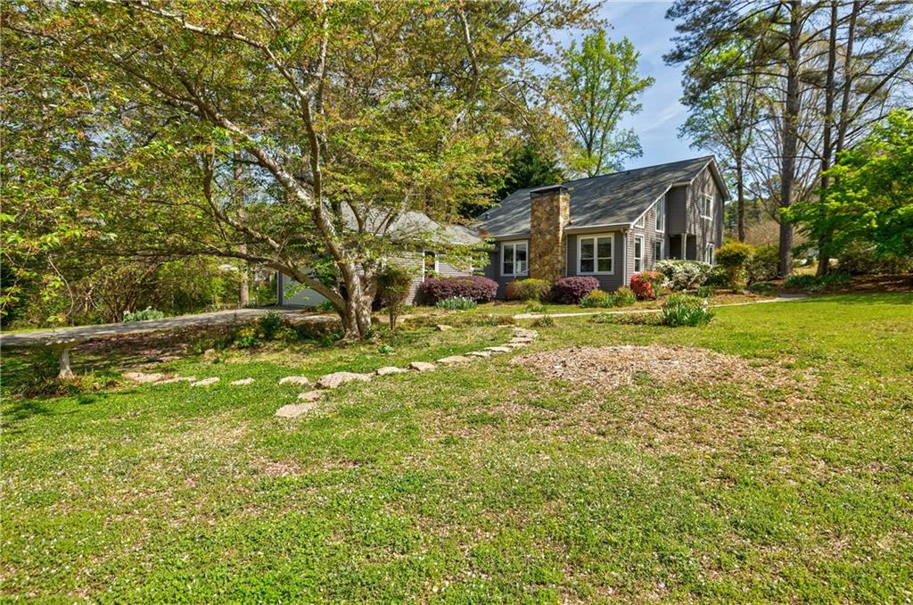 4183 Oak Crest Drive