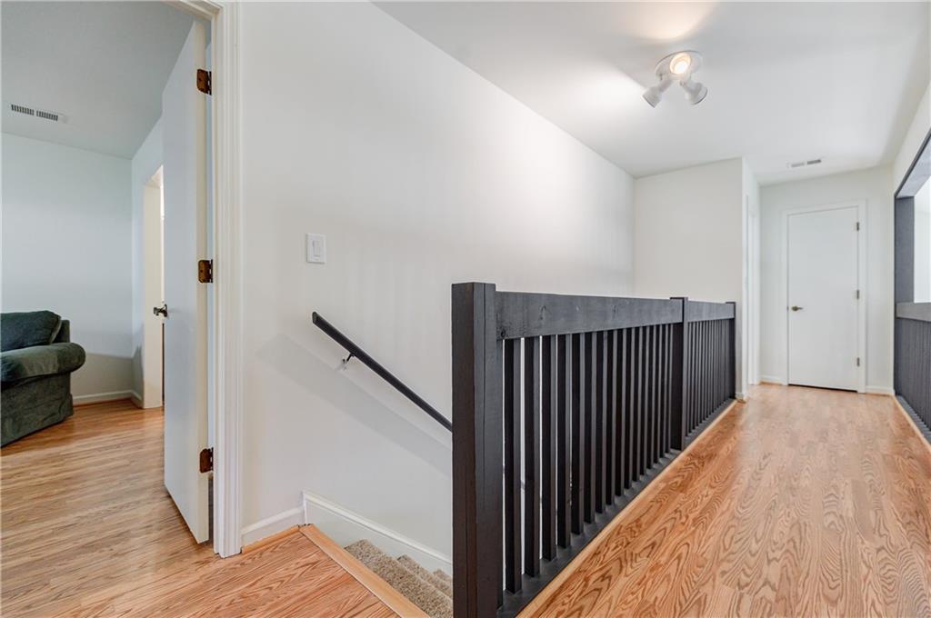 4183 Oak Crest Drive