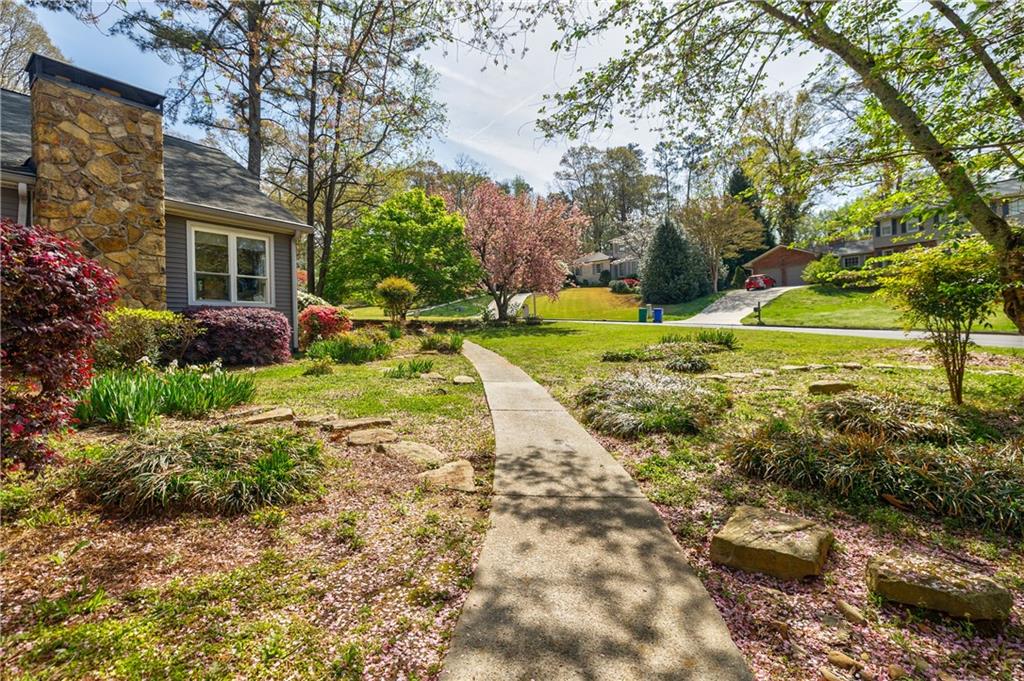 4183 Oak Crest Drive