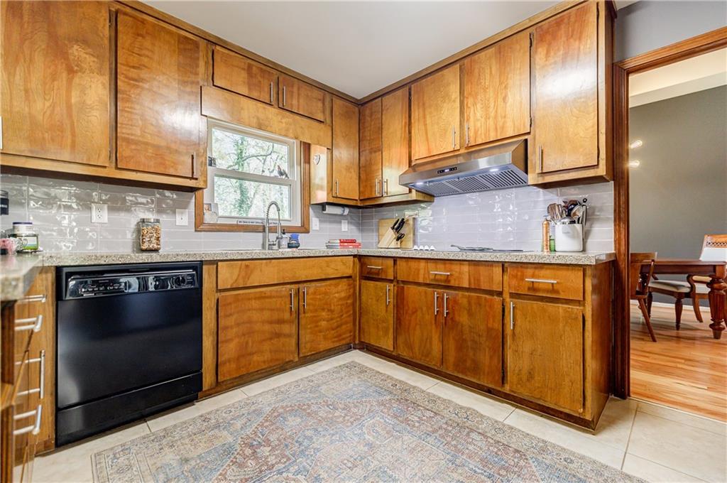 4183 Oak Crest Drive