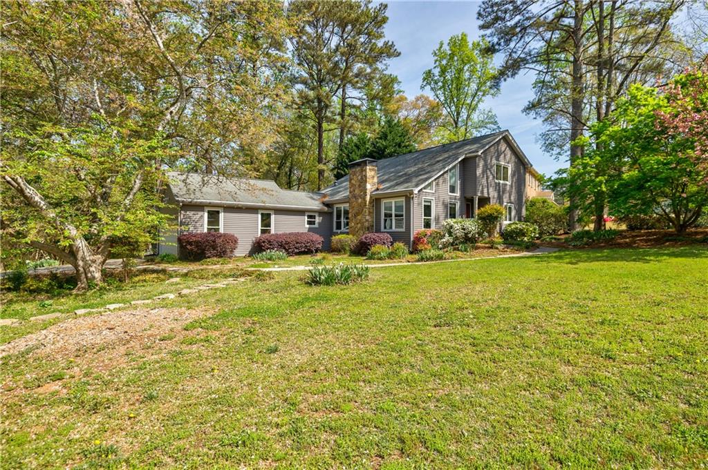 4183 Oak Crest Drive