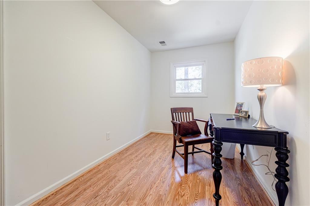 4183 Oak Crest Drive