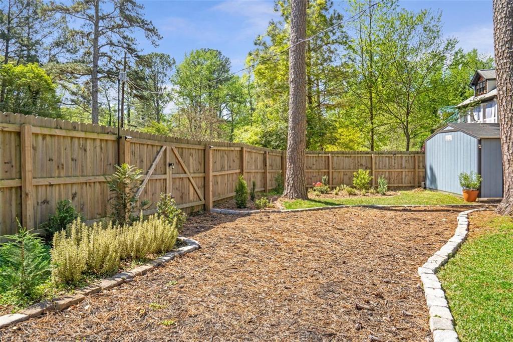 3385 PINEHILL Drive