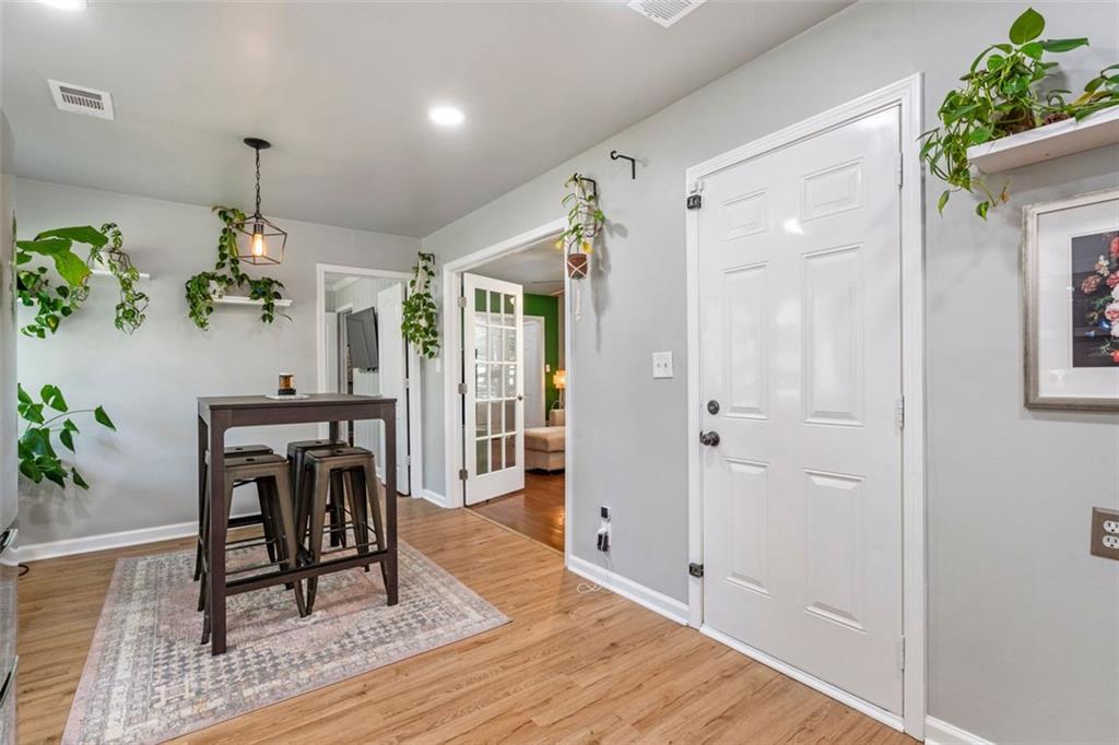 3385 PINEHILL Drive