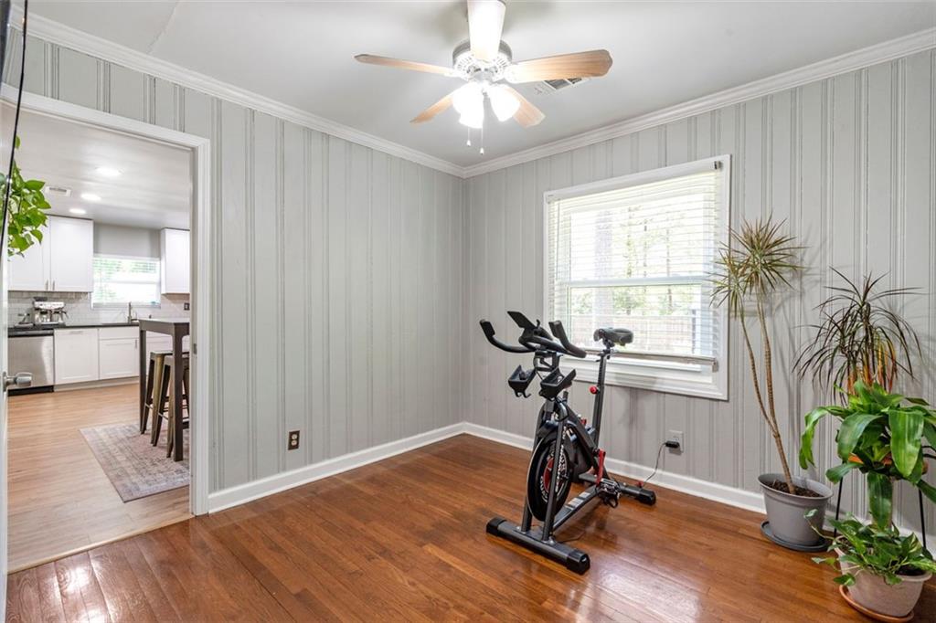 3385 PINEHILL Drive
