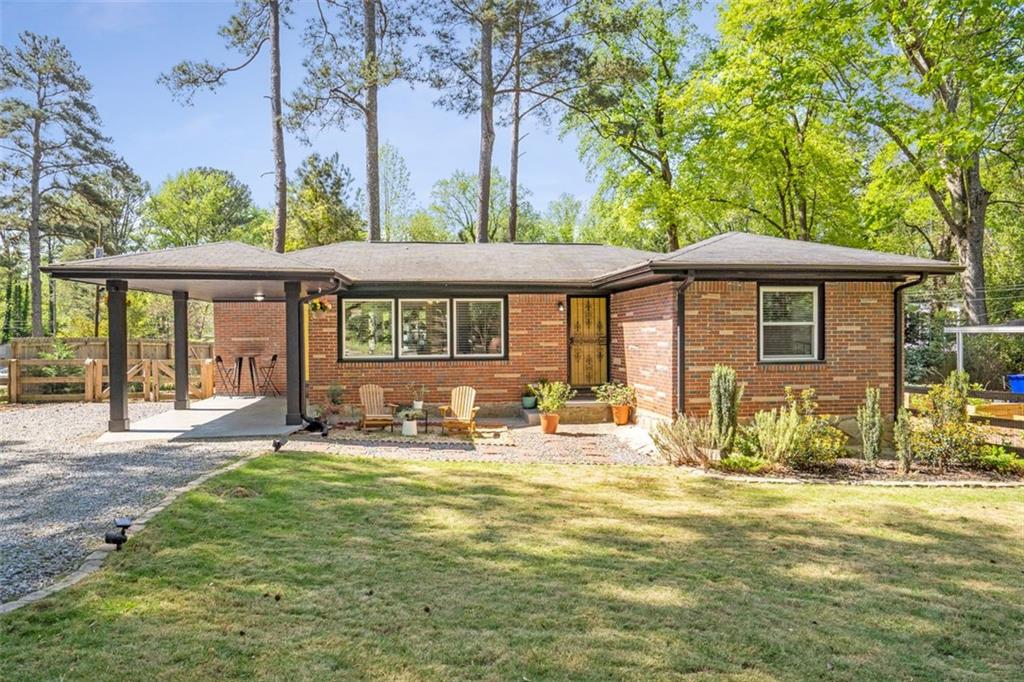 3385 PINEHILL Drive