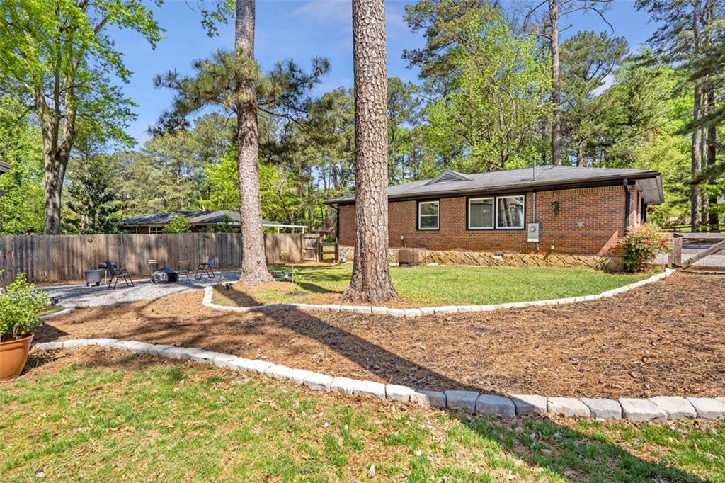 3385 PINEHILL Drive