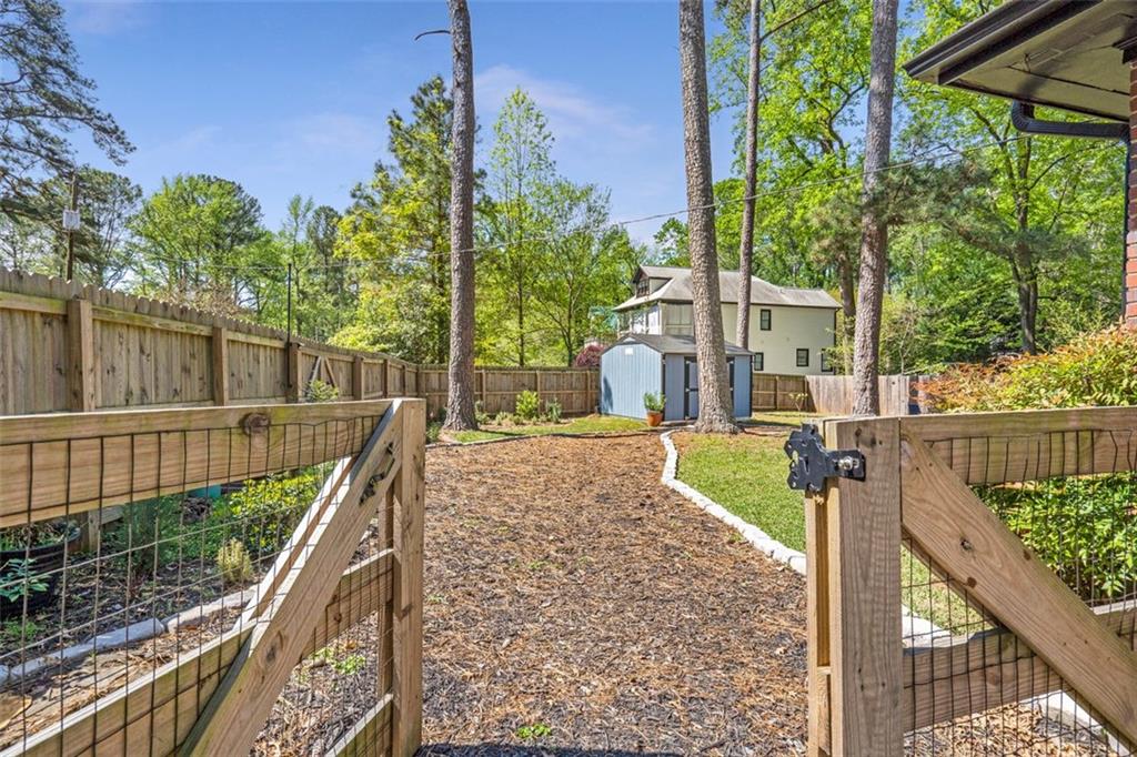3385 PINEHILL Drive