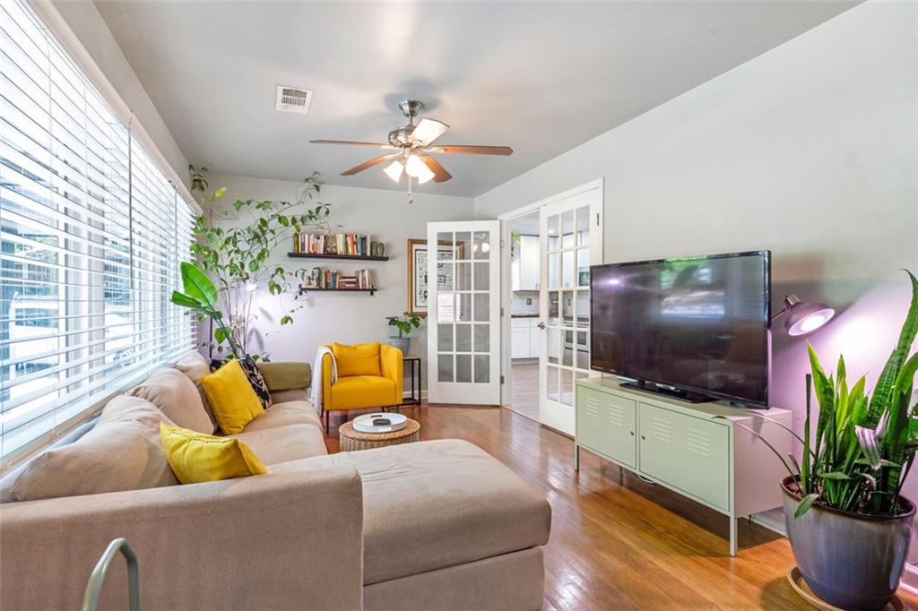 3385 PINEHILL Drive