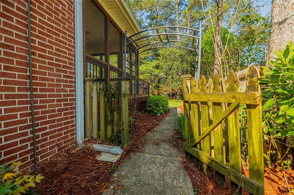 2972 Ponderosa Circle