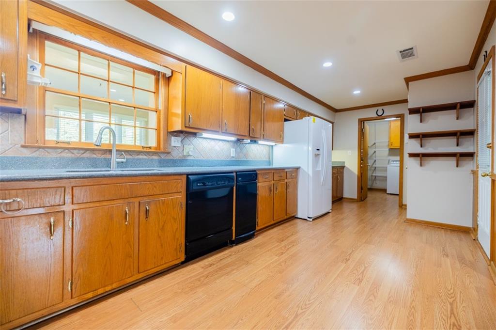 2972 Ponderosa Circle