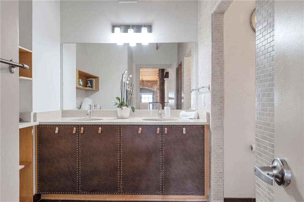170 Boulevard SE Unit 414E