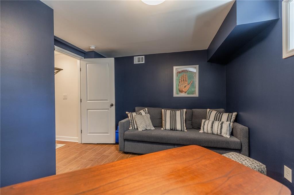 1131 WINBURN Drive