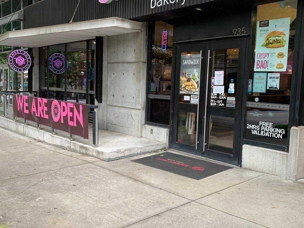 955 JUNIPER Street NE Unit 4027