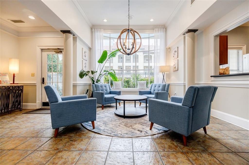 955 JUNIPER Street NE Unit 4027