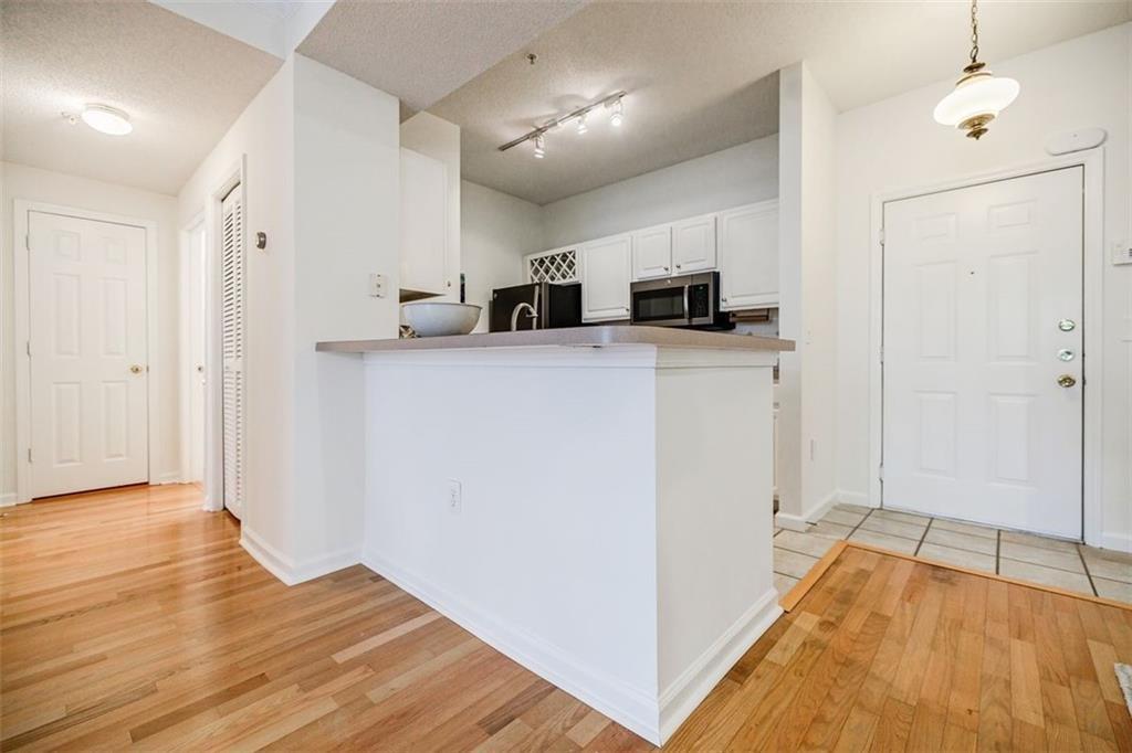 955 JUNIPER Street NE Unit 4027