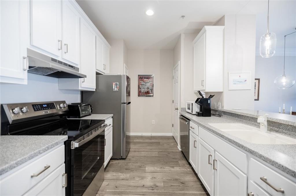 955 JUNIPER Street NE Unit 2315