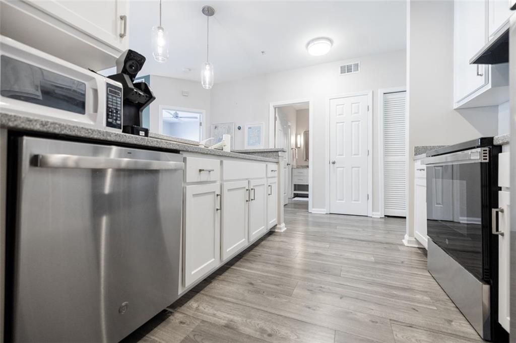 955 JUNIPER Street NE Unit 2315