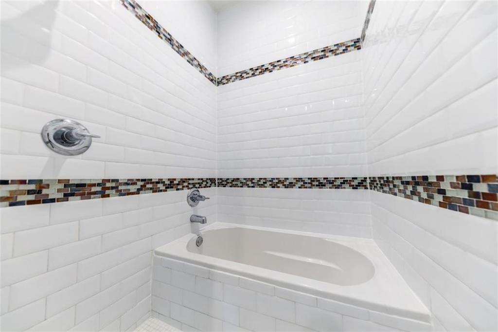 972 Dekalb Avenue NE Unit 205