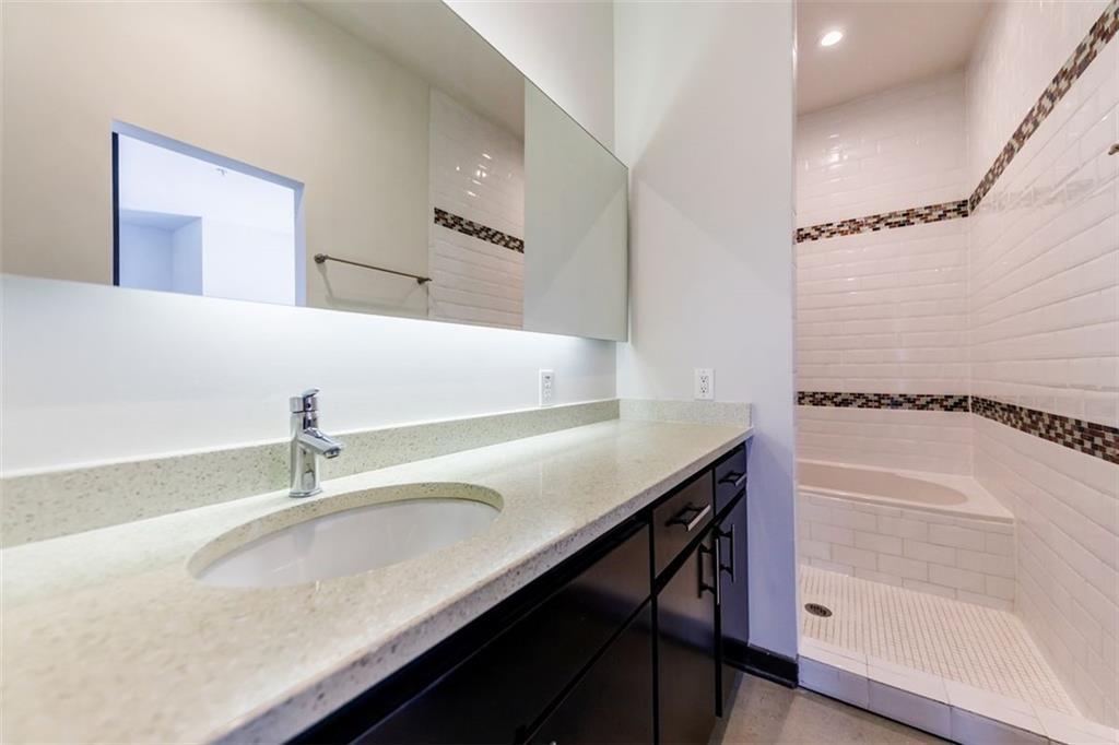 972 Dekalb Avenue NE Unit 205