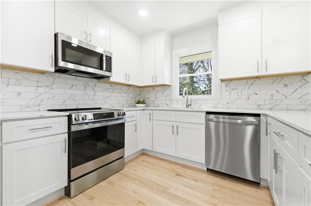 1903 S Columbia Place