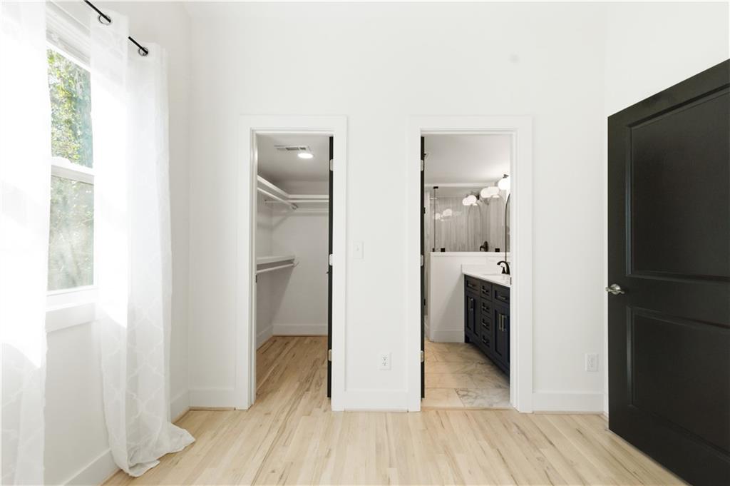 1903 S Columbia Place