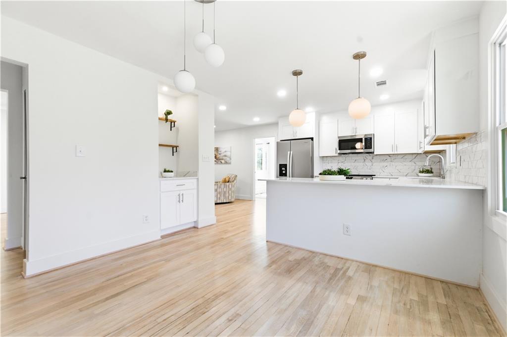 1903 S Columbia Place