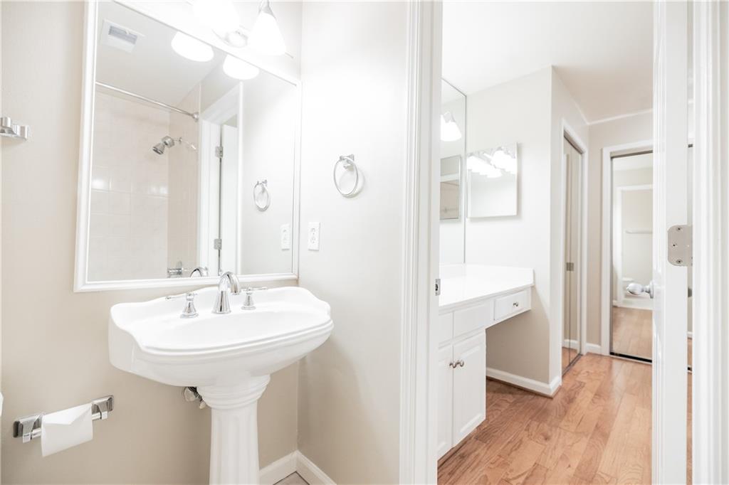 28207 Plantation Drive NE