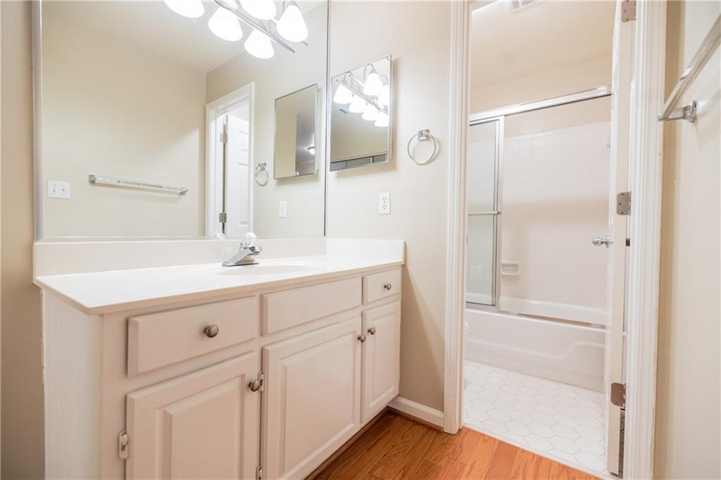 28207 Plantation Drive NE