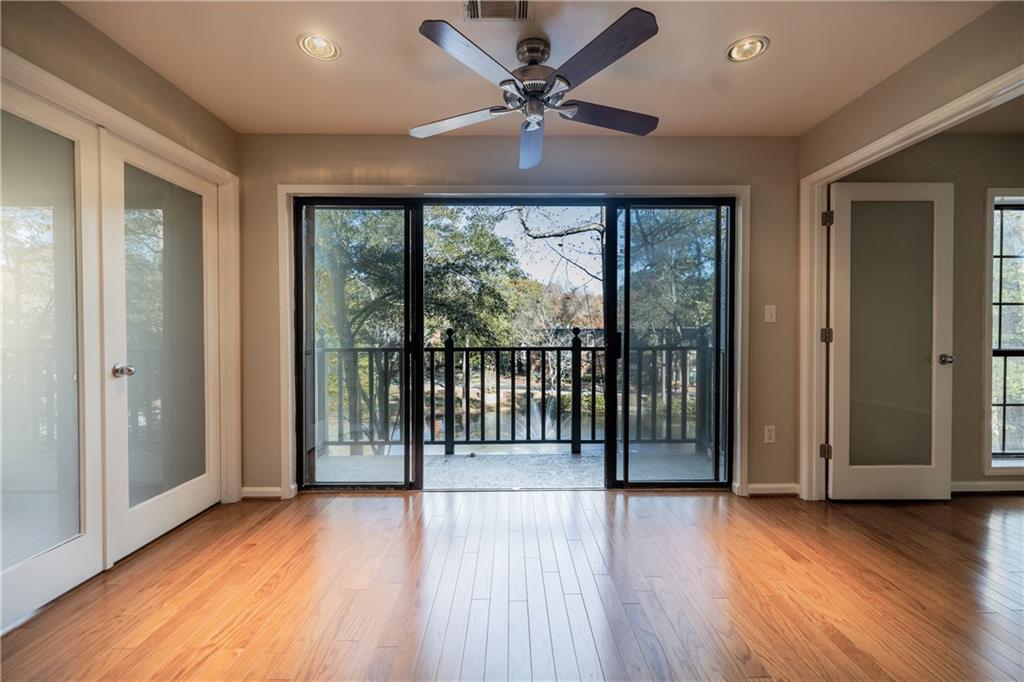 28207 Plantation Drive NE