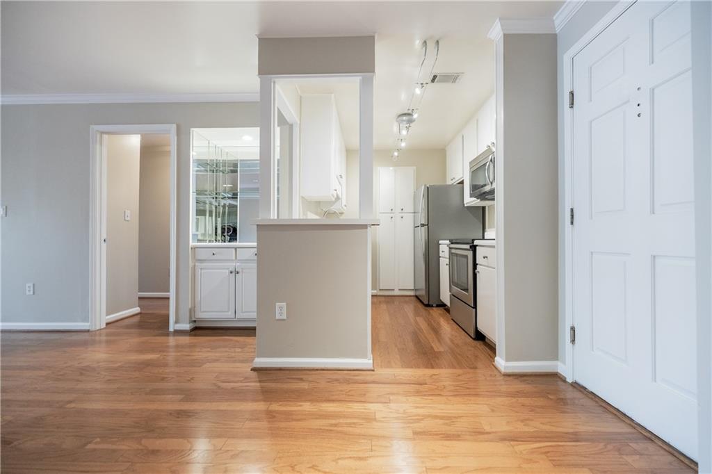 28207 Plantation Drive NE