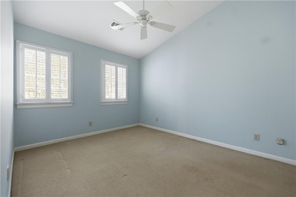 15 Lullwater Estate NE