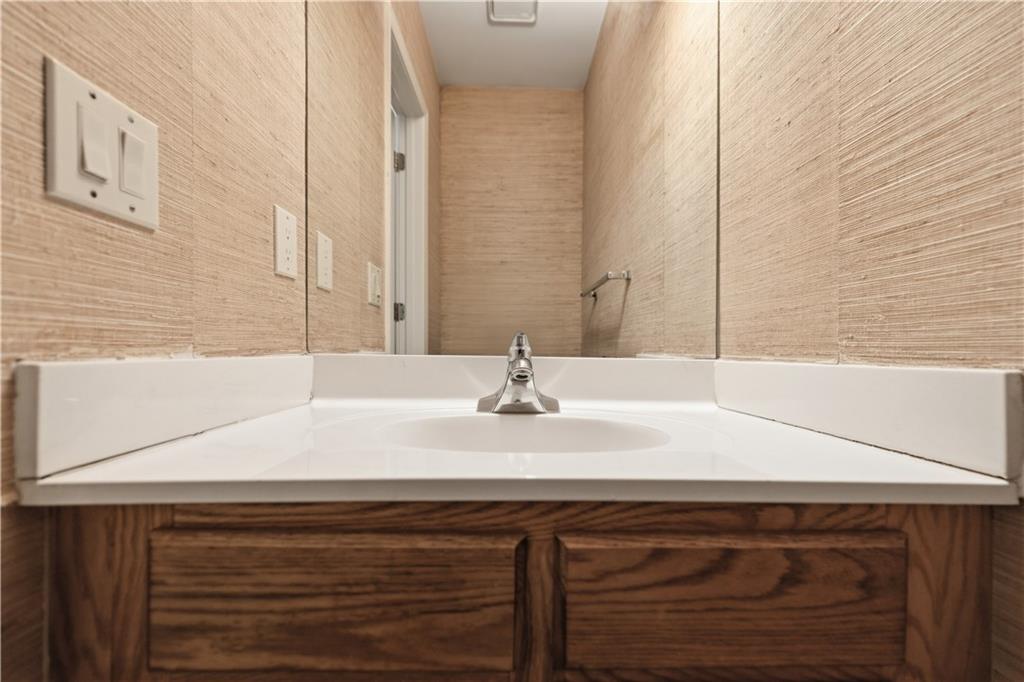 15 Lullwater Estate NE