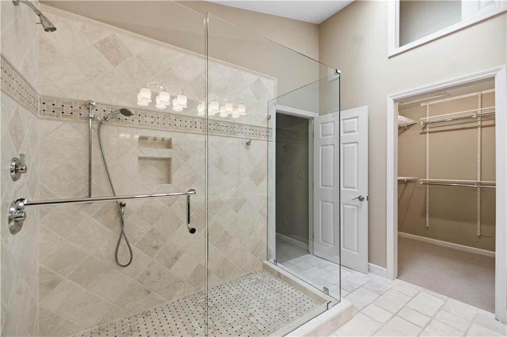 15 Lullwater Estate NE