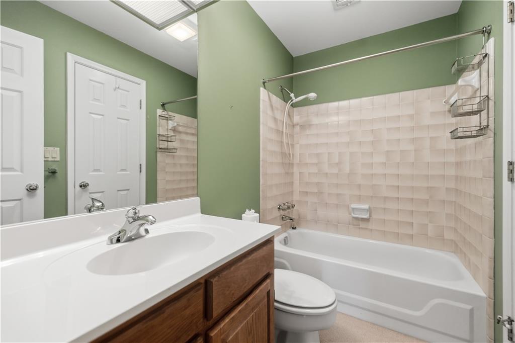 15 Lullwater Estate NE