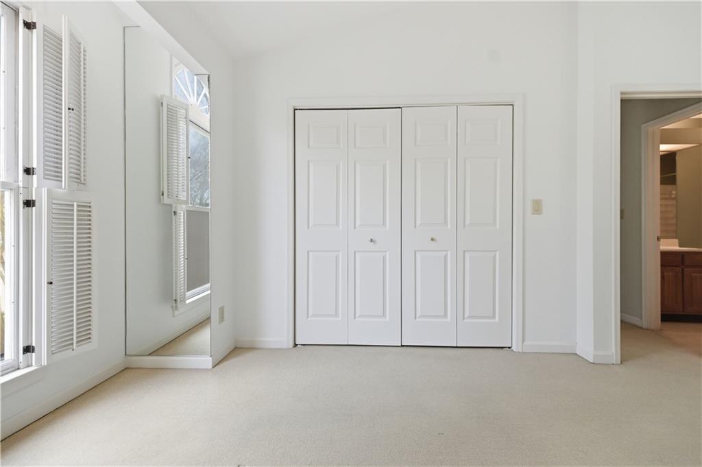 15 Lullwater Estate NE