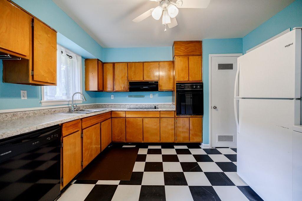 119 DRIFTWOOD Place Unit A