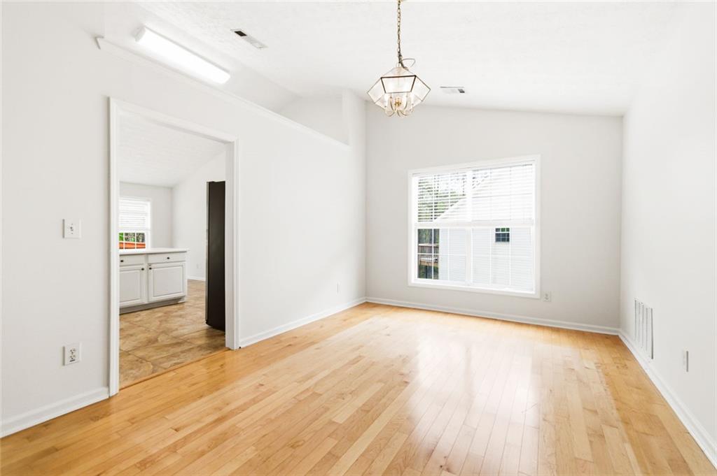 100 Jackson Bluff Court