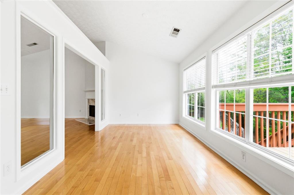 100 Jackson Bluff Court