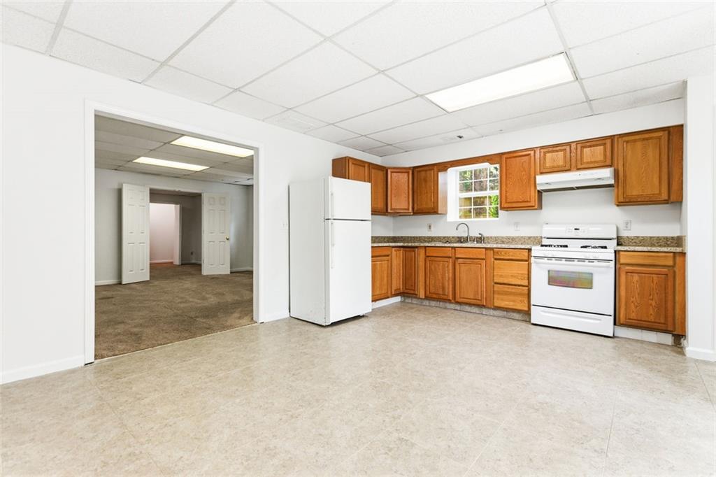 100 Jackson Bluff Court