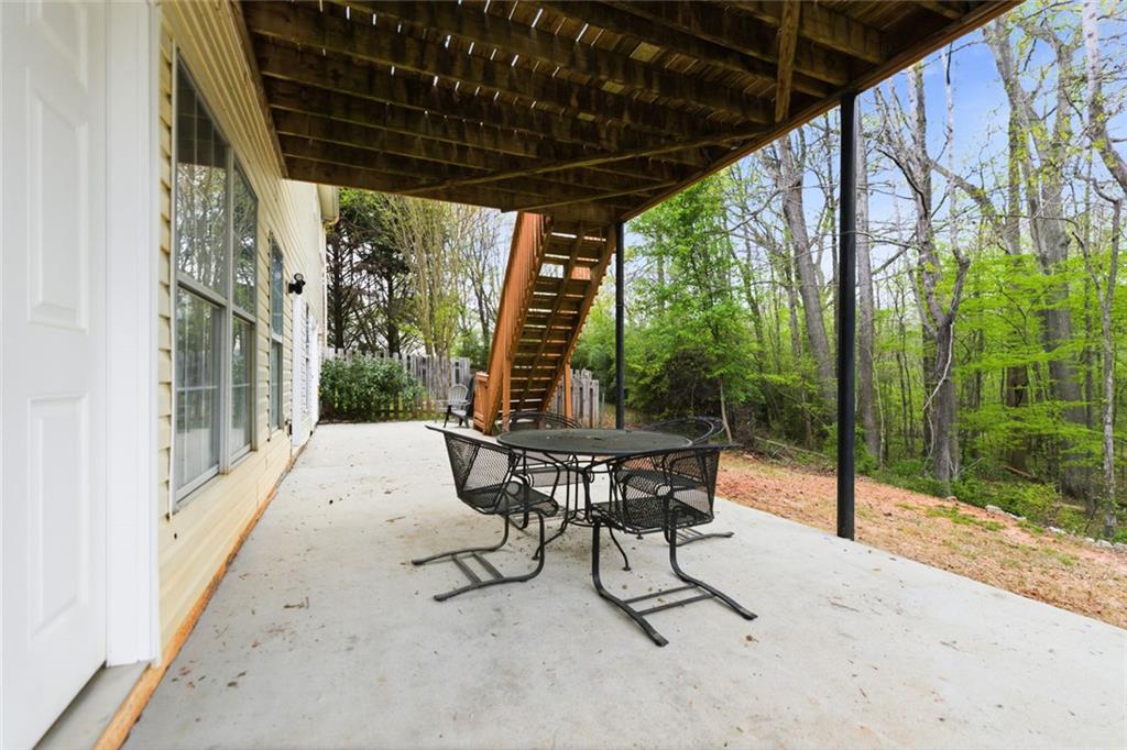 100 Jackson Bluff Court