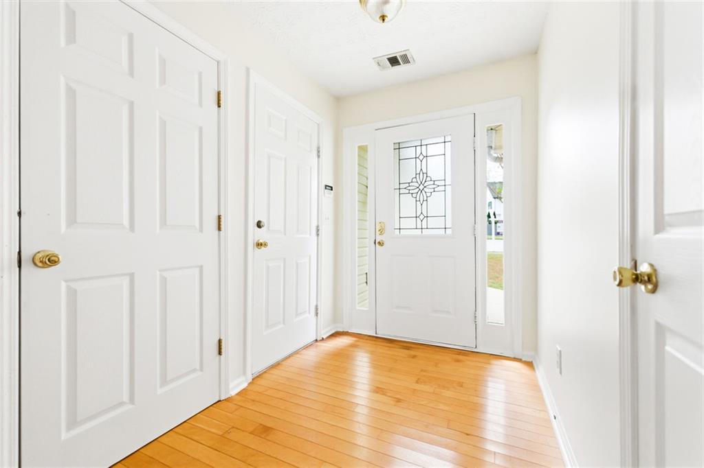 100 Jackson Bluff Court