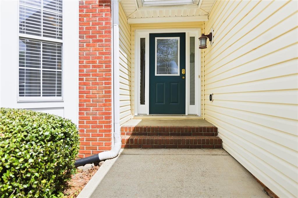 100 Jackson Bluff Court