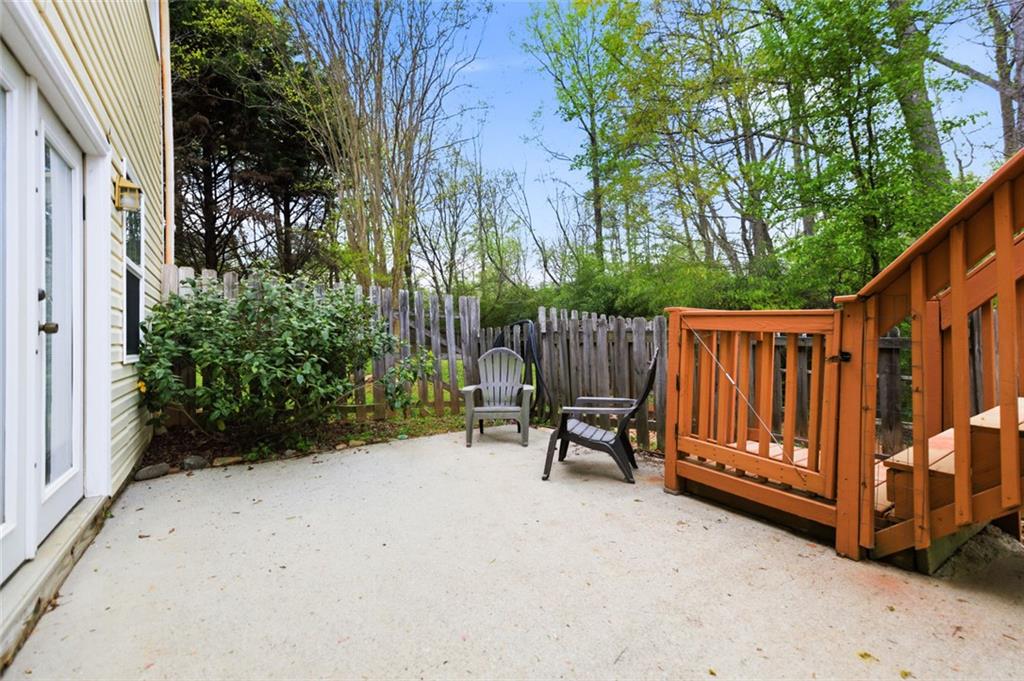 100 Jackson Bluff Court