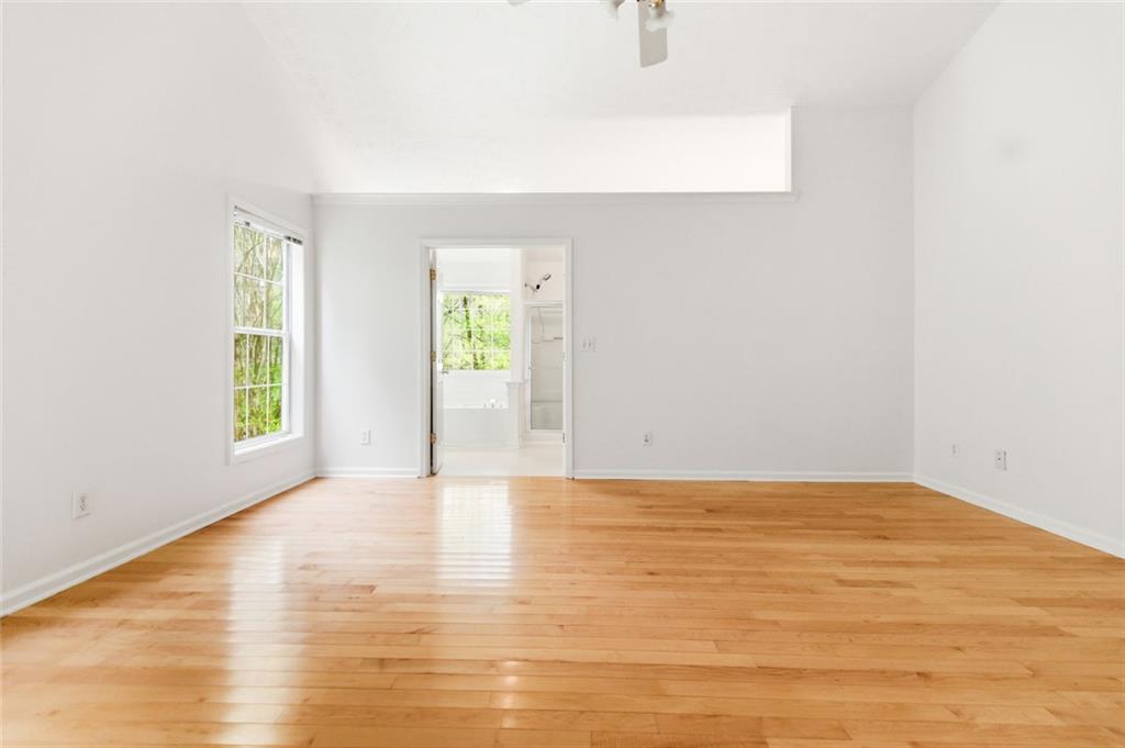 100 Jackson Bluff Court