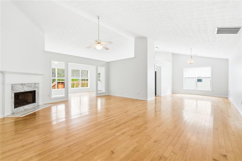 100 Jackson Bluff Court